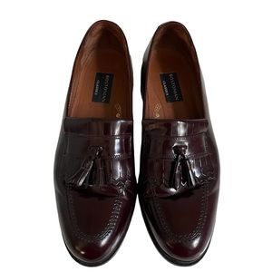 Bostonian Classics Leather Loafers Kilt Tassels